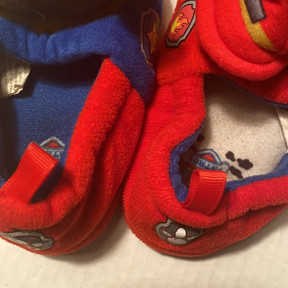 Paw Patrol kids house slippers red size 7/8